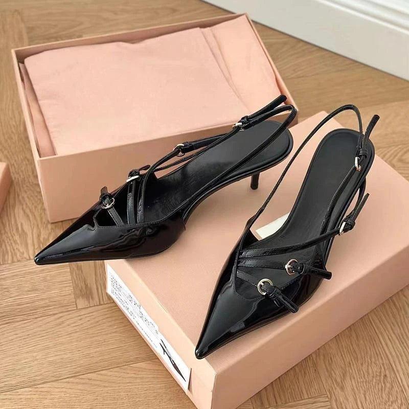 Elysia – Escarpins Jeux de Brides