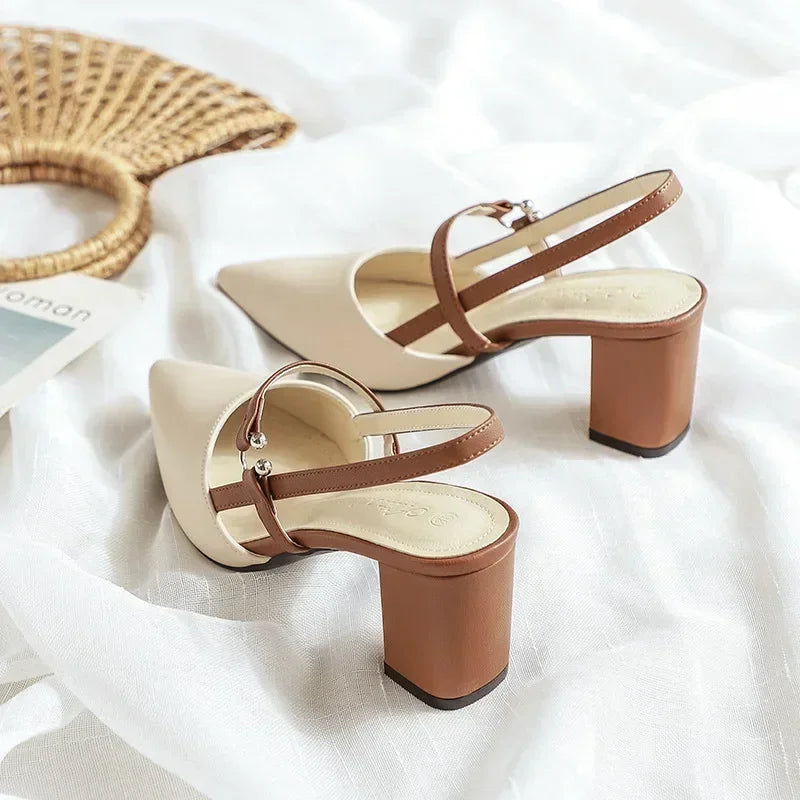 Vittoria – Slingbacks minimalistes à talon carré