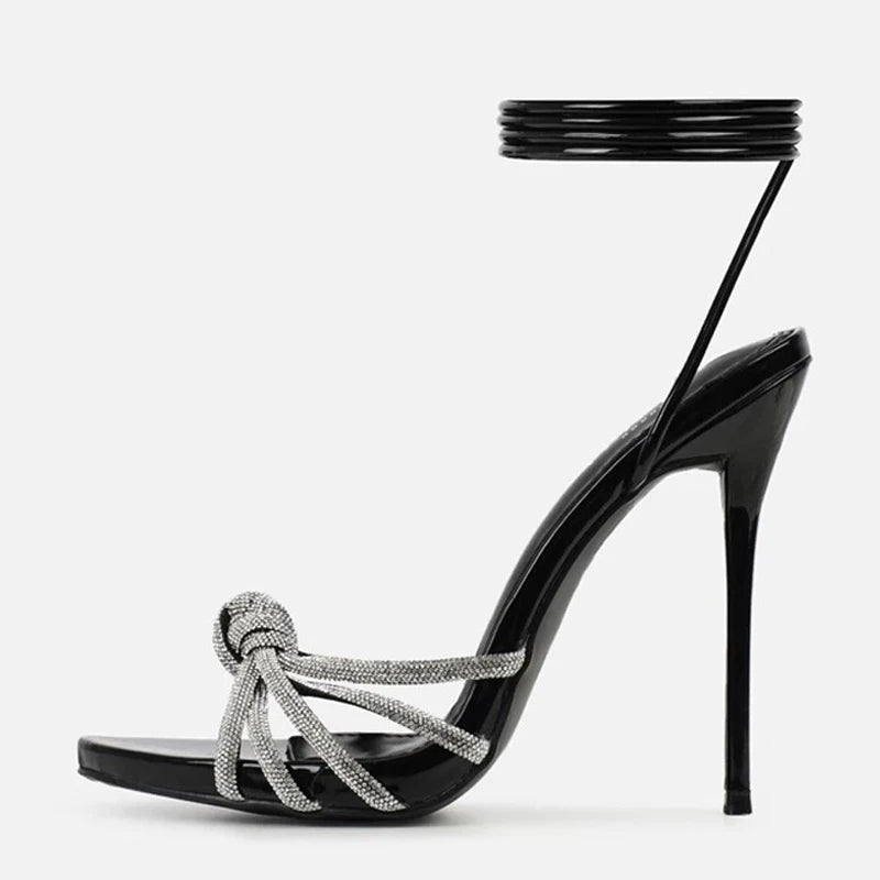 Auréa – Sandales bijoux à lacets