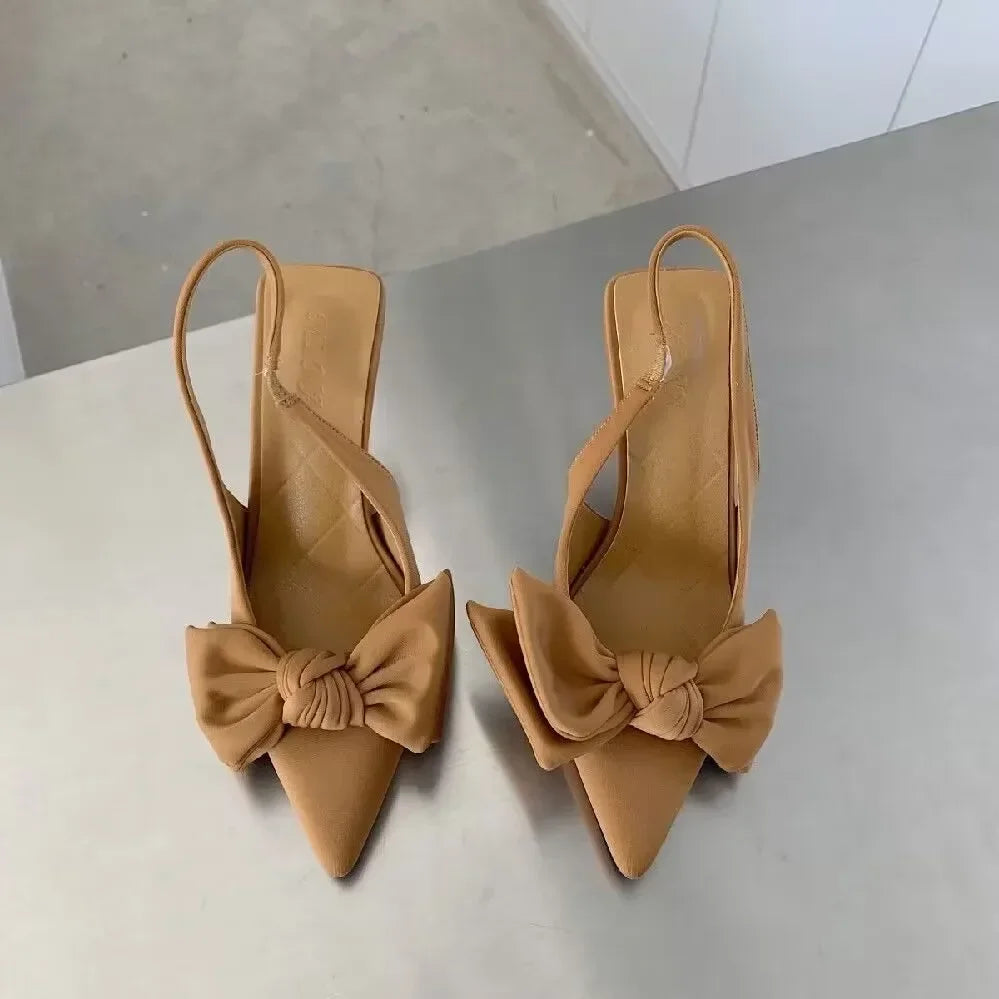 Liora – Slingbacks à nœud papillon raffiné
