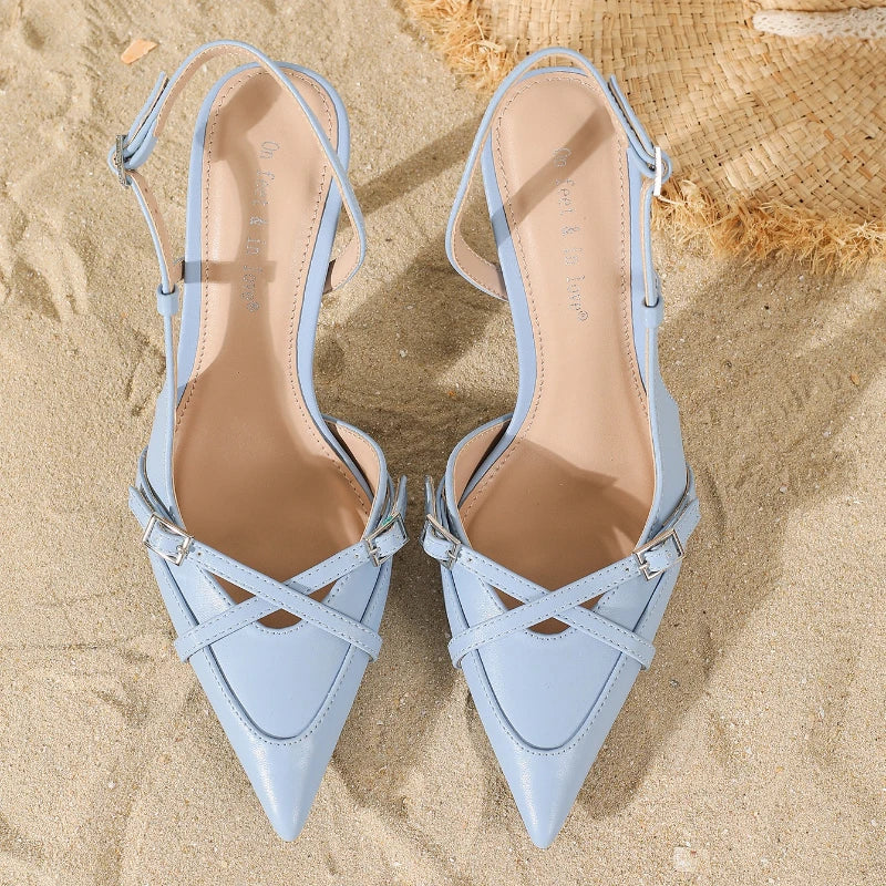 Celestia – Escarpins bleu ciel à brides croisées