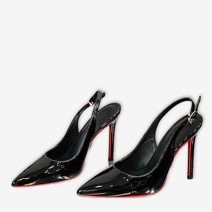 Vespera – L’audace vernie à semelle rouge