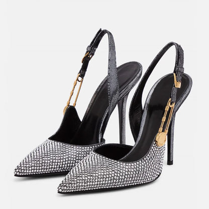Astoria – Escarpins slingback à strass et détail doré