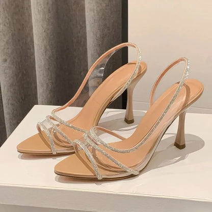 Crystal Straps – L’éclat délicat qui sublime vos soirées