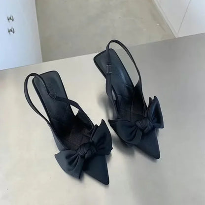 Liora – Slingbacks à nœud papillon raffiné
