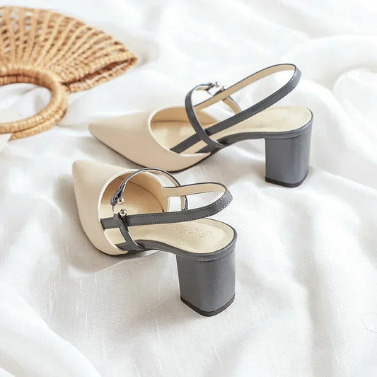 Vittoria – Slingbacks minimalistes à talon carré